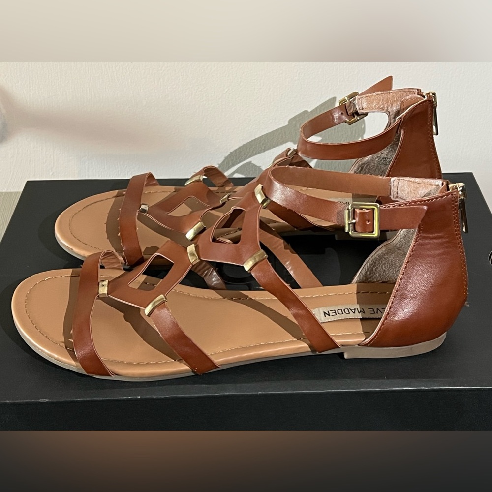 Steve Madden - Women’s Tan Sandals